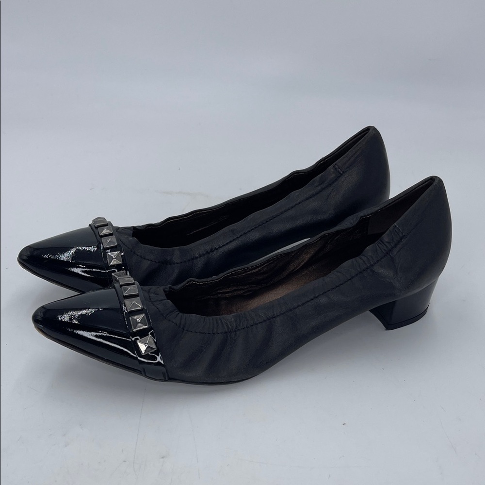 AGL Attilio Giusti Leombruni Black Leather Point Toe Pyramid Stud Shoes Women